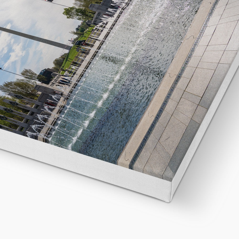 Impressive Washington Monument Fountain Canvas