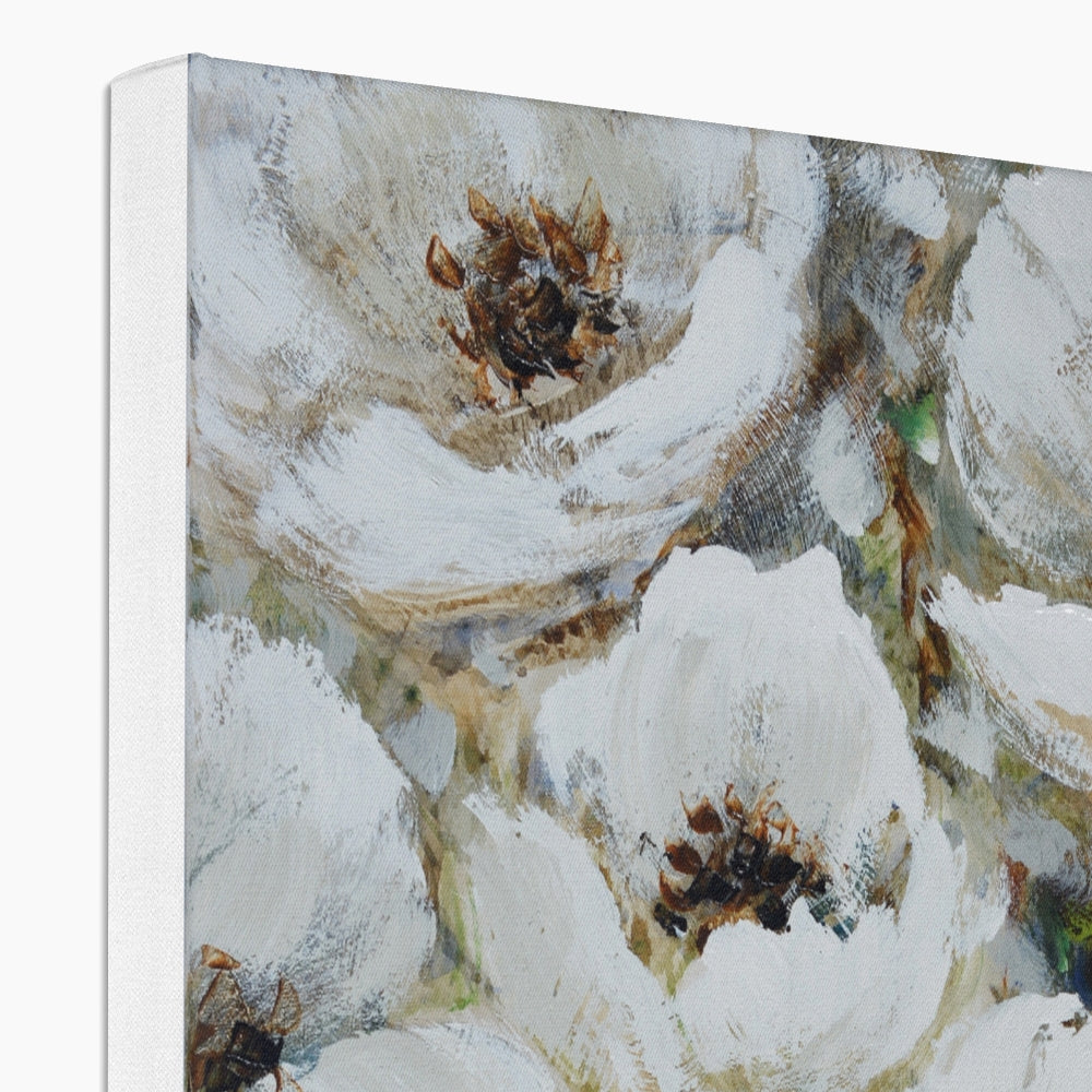 Mesmerizing White Flowers Bouqet Canvas