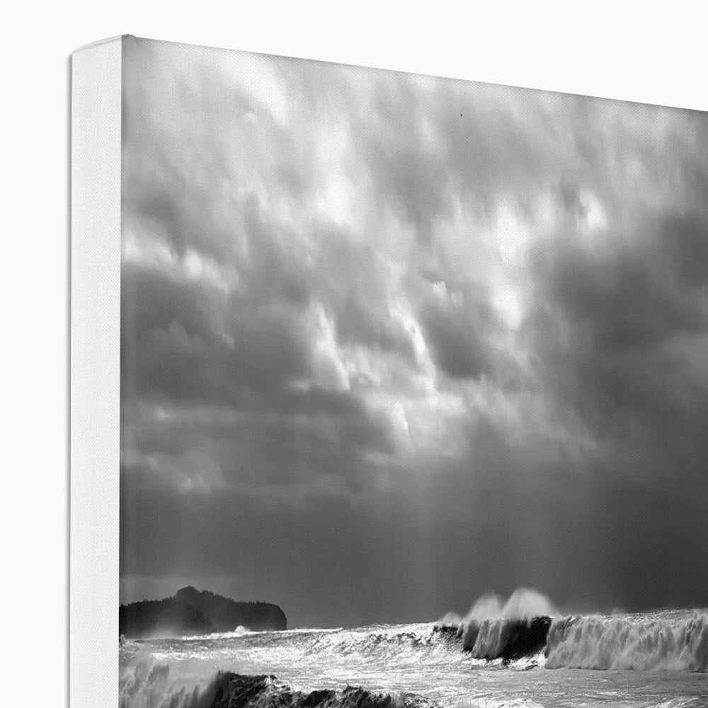 Black & White Beach Waves Beauty Canvas